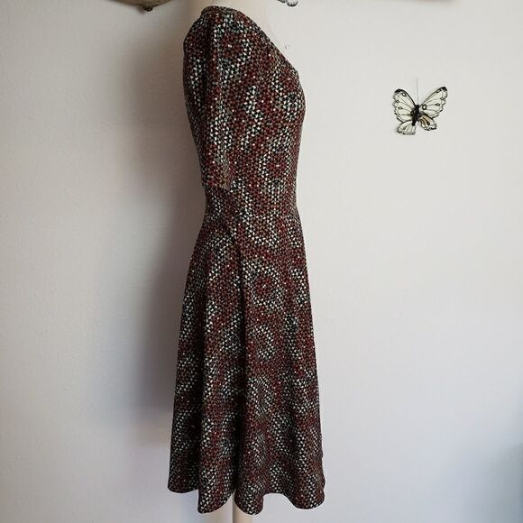 Lularoe nicole geometric diamond pattern small - Picture 4 of 6